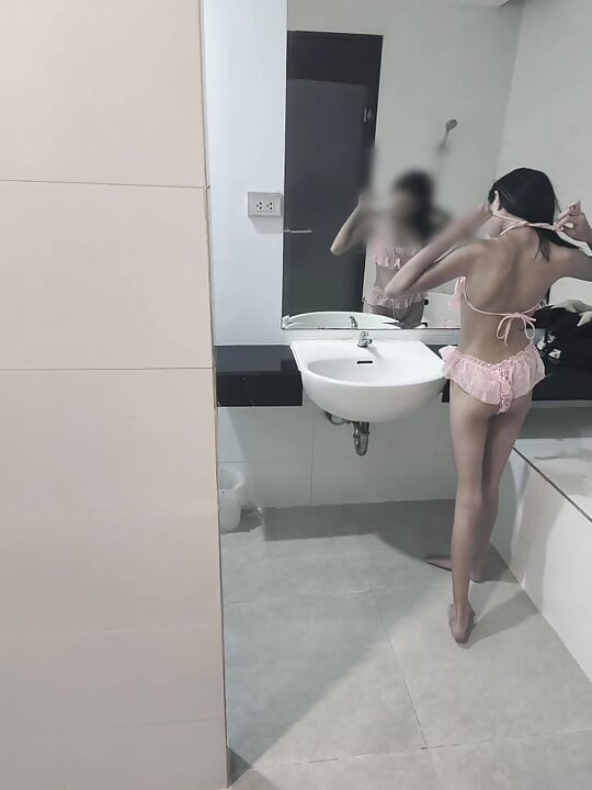 Catty onlyfans'ta seksi bir kıyafete giriyor