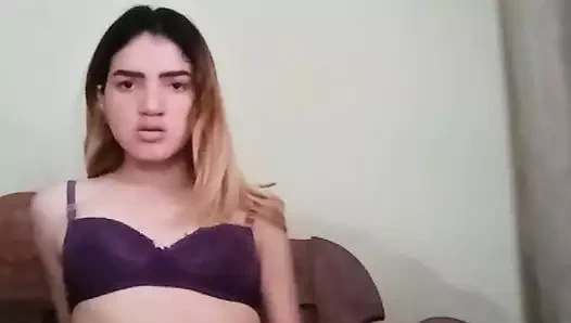 Kız öğrenci yapay penisini sen olduğunu hayal edene kadar kullanıyor