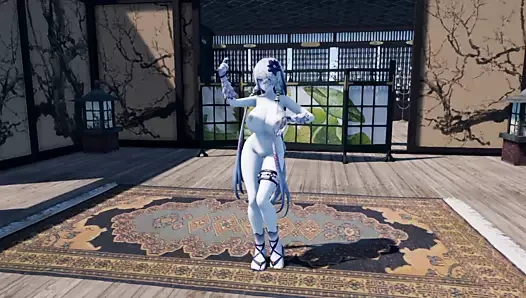 Büyük memeli sevimli canavar elbisesiz dans ediyor