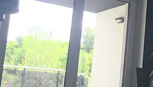 Sarışın evli kadın yaramaz mastürbasyon