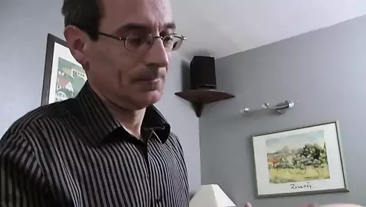 Olgun çapkın bir kadın için iki büyük siyah