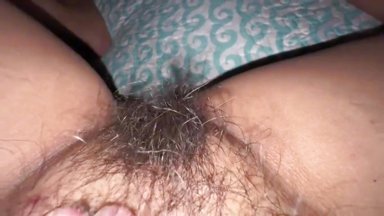 Mene meri chuth ragad ke dikhayi or Pani nikal diya