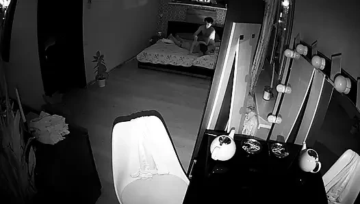 Kamila ve Danildo çıplak göt masajı