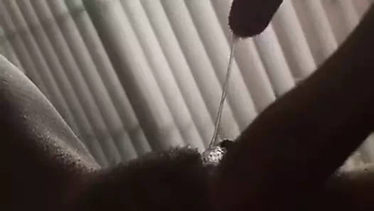 Elle est toute humide