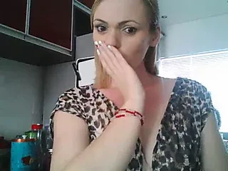 En iyi arkadaşlar anne benimle alay