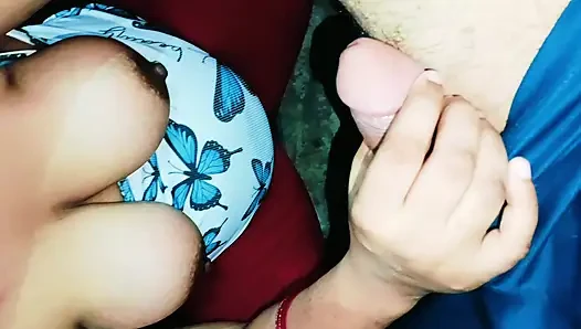 Hintli yenge ağzına boşalana kadar kayınbiraderi büyük yarak emiyor! Yakın çekim oral seks videosu