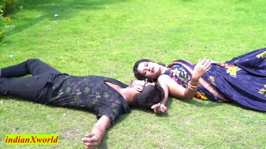 Hintli çift ilk kez balayında seks yapıyor! Ateşli sert sert seks