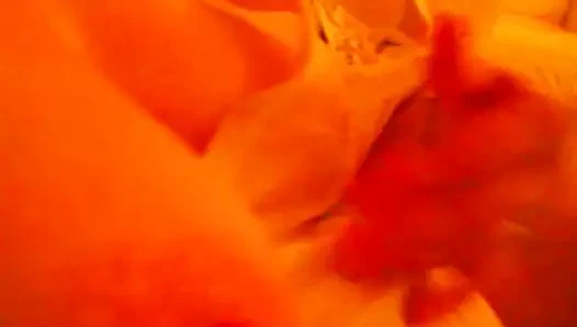 Jetzt spritzt er mir gleich auf die Titten ?