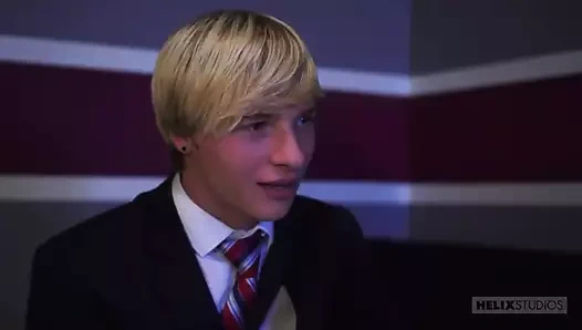 Sıcak amatör eşcinsel horoz 128