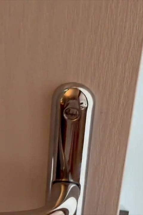 Şanslı inşaatçılar Bölüm 2 Içeriden Görünüm