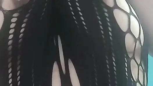 Bak nasıl benimle oynuyorum, senin için okşuyorum