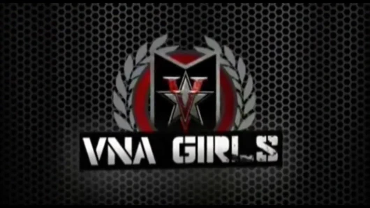 Penny pax ve sarah shevon ile inanılmaz yürüyüş pov üçlü