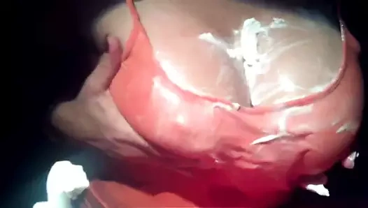 Tetas en crema chantilly