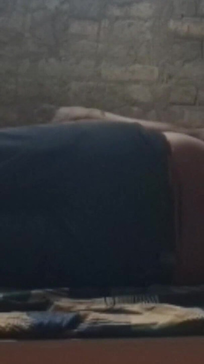 Hintli yenge kadın evde ve chudai videosu Gerçek Hintli kızı bar chudai videosu için Hintli gerçek sarılma videosu | Klip 1