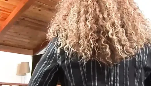 Seksi kaltaklar 4 büyük siyah yarak