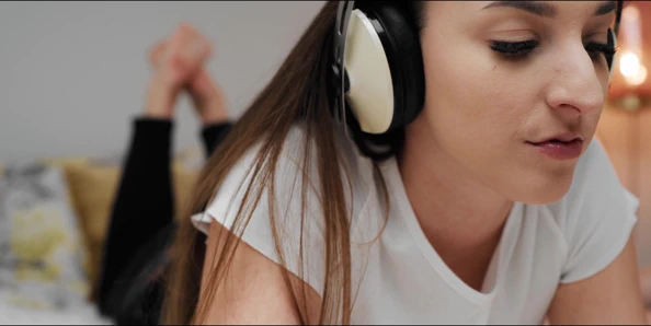 Amirah adara yabancı canavar sikikleri tiffany tatum tarafından ele geçirildi