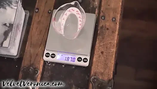 Orgazmdan sonra neredeyse düşüyor | Bakış açısı stand işi boşalma