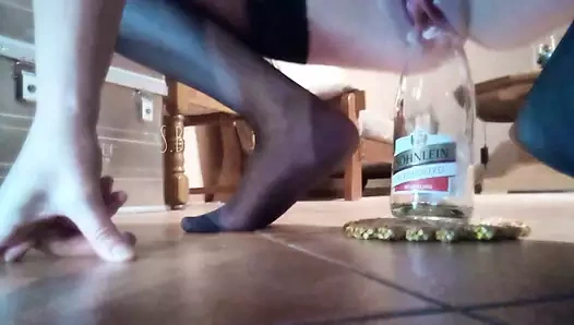 Gerçekten edepsiz - büyük champaign şişeme biniyorum