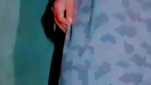 Seks yapmayı çok istiyorum, her gün can atıyorum ama ne yapabilirim, her şey kontrolümde değil.