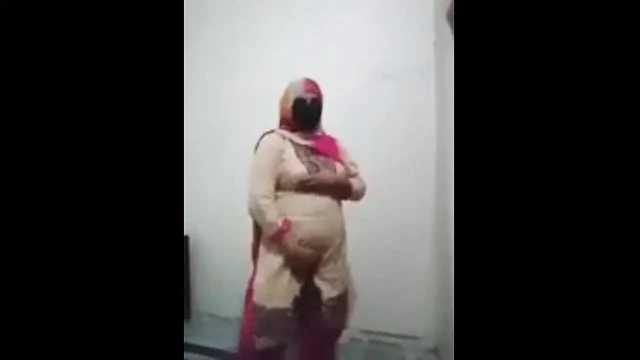 Yeni ateşli seksi hikaye Hintçe tam ateşli hikaye yeni viral hikaye ateşli yenge seks videosu Hintçe Urduca seks videosu xxx
