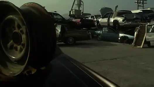 Araba yıkımında ateşli cinsel an...