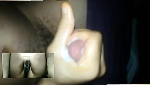 Görüntülü görüşmede mastürbasyon