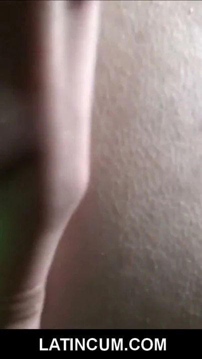 Genç latino twink işçi oğlan nakit sikme itibaren yabancı pov | Klip 2