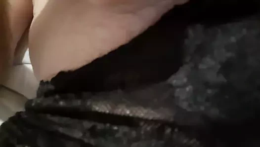 Kullanılmış külotlu kız kardeş denemek