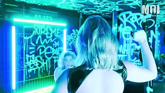 The xtreme power engine fuck makinesi kız