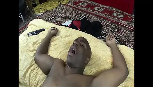 Memeler dışarı çıkıyor ve daha fazlası için yalvarıyor