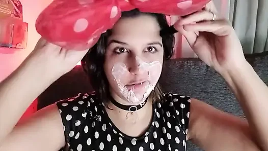 Baloncuk pisliği yapıyor - minnie kıyafeti - tavşan tezgahçı