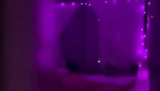 Cuckold, karısını gözetliyor