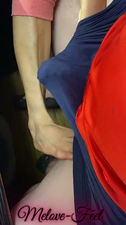 Melove Naelor'a FootJob Yapıyor Bölüm 2 | Clip 1