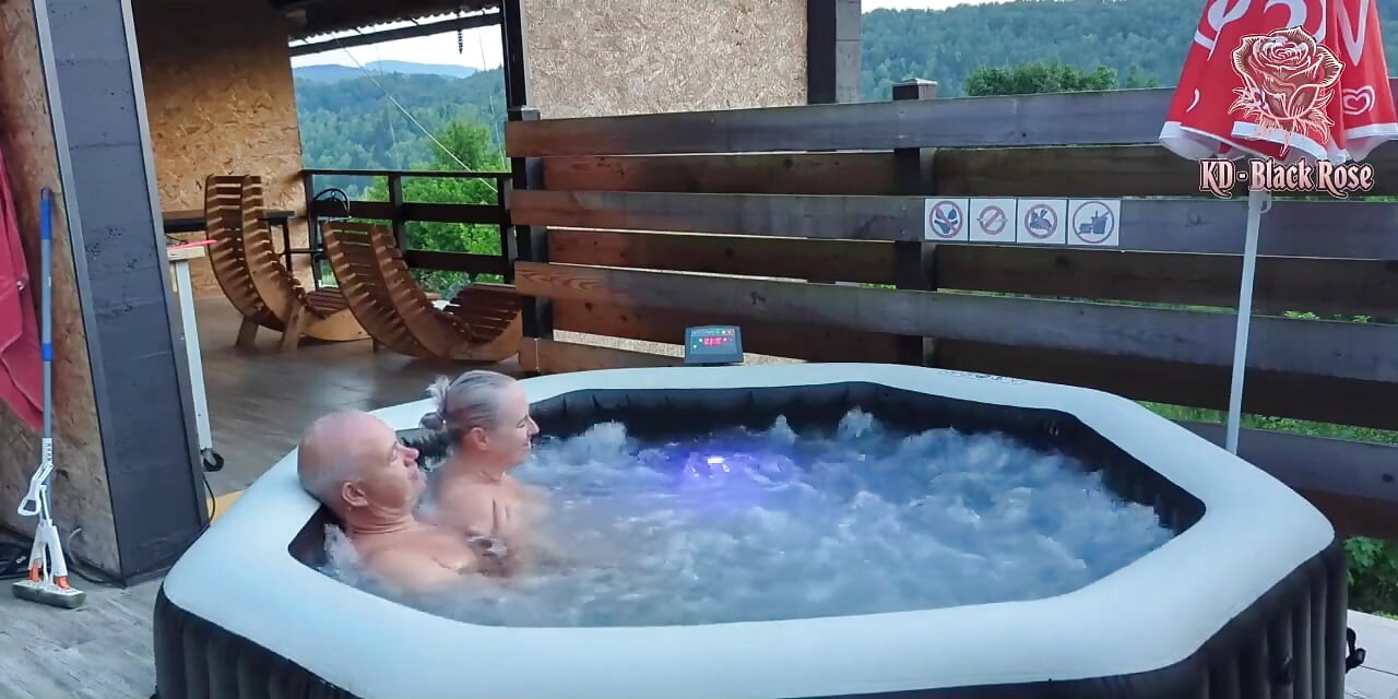 Jakuzide oyun zamanı jakuzide rahatlatıcı aşk