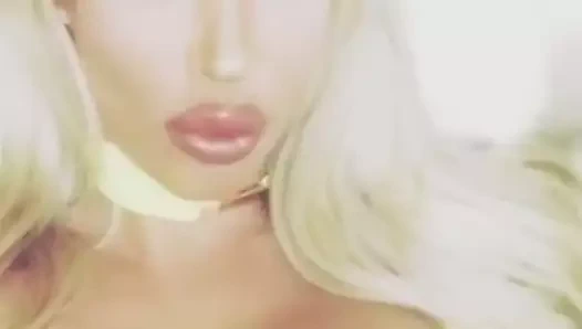 Kelemen anna ( kelly lenox ) instagram derlemesi