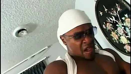 Gangstas çift takım beyaz kız sert sikiş