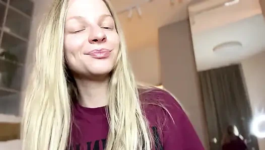 Baskın tanrıça seni yoğun bir şekilde sikiyor