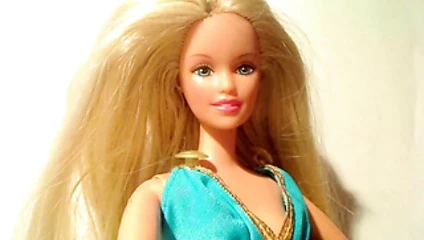 Barbie bir yüz 1 alır