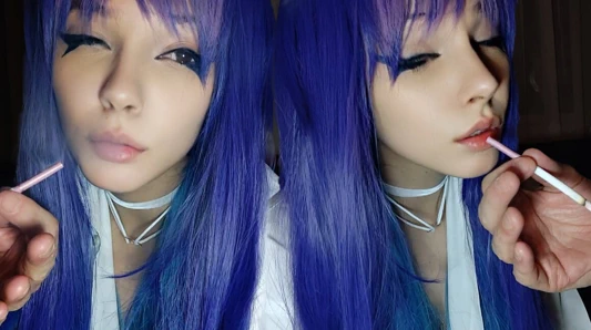 Ateşli kız üvey babası tarafından sigarayla besleniyor (tam video için benden iste)