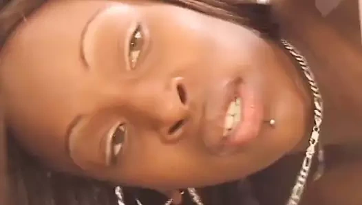 Tombul siyah sürtük bilir ona yol etrafında o büyük siyah çük