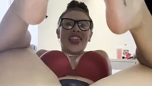 Kirli kullanılmış çorap fetişi ve ayak ibadeti