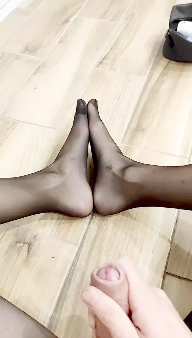 femboy siyah külotlu çorap