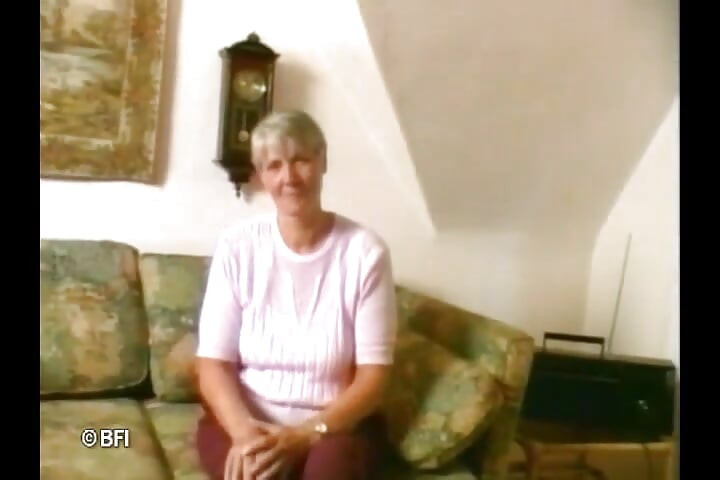 Nine kıllı amını tatmin ediyor