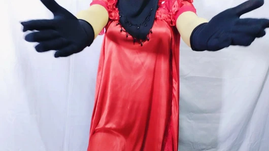 Güzel Hintli evli kadın odada sikişiyor ve dans yapıyor