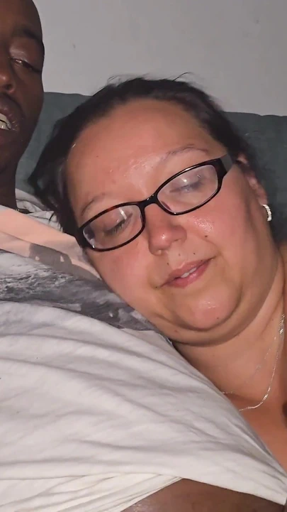 Büyük zenci iri güzel kadın harika oral ön sevişme