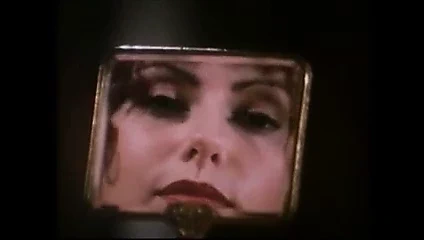 Saat kulesinde gül topu