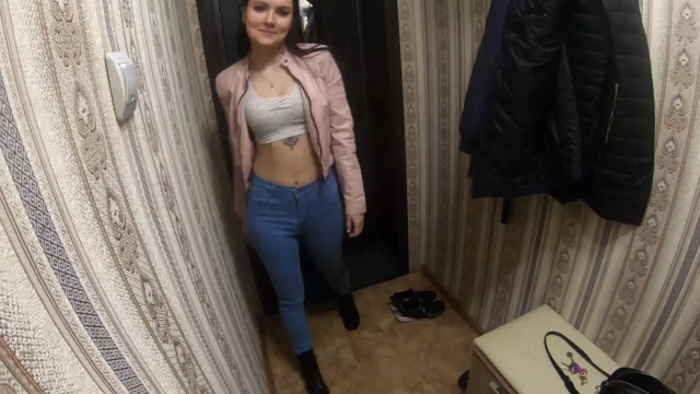 Eski sevgilisi olan bir adamı aldattı, onu emdi, amını yaladı