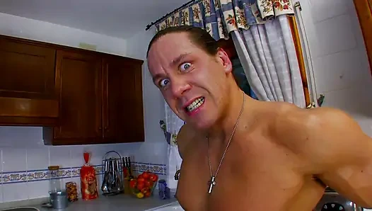 Porno yıldızı Nacho Vidal inanılmaz büyük yarağıyla sevimli bir esmeri parçalıyor