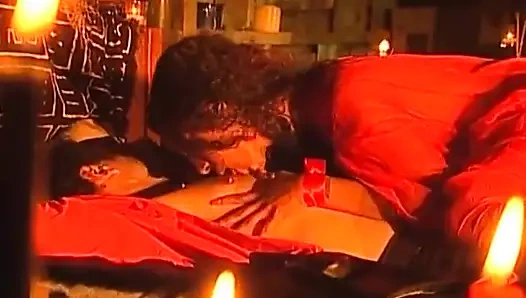 Ateşli esmerle şehvetli ağda oyunu