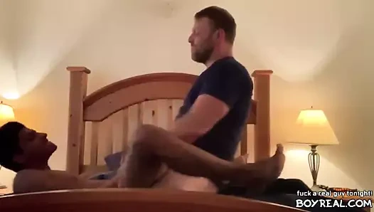 Şimdi böyle sikişiyorsun